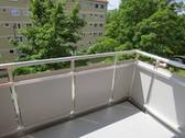 Balkon saniert 2025 - 2 Zimmer Etagenwohnung in Fürth
