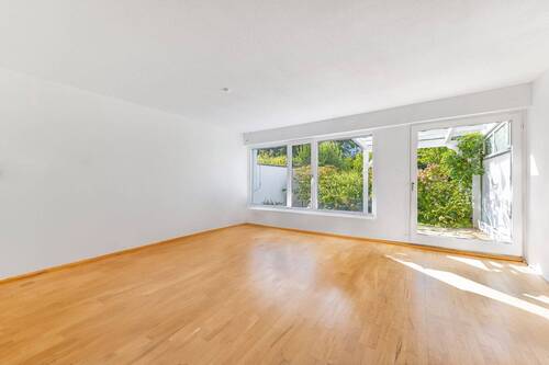 Zimmer 1 - 5 Zimmer Reihenmittelhaus zum Kaufen in Weßling
