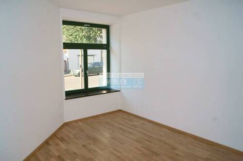 Wohnzimmer - 3 Zimmer Etagenwohnung zum Kaufen in Leipzig