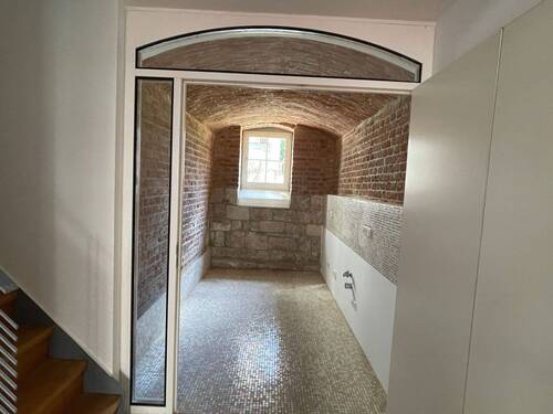 Küche mit Glaselementen.JPG - 