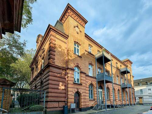 Außenansicht Hofseite - Historie trifft Flexibilität - Einzigartige Gewerbefläche in denkmalgeschütztem Ambiente