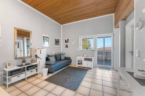 Kinderzimmer/Büro - 