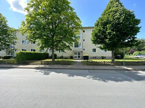 Hausansicht - 3 Zimmer Etagenwohnung zur Miete in Bielefeld / Babenhausen