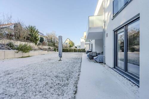 Weitläufiger Garten mit Sondernutzungsrecht - 