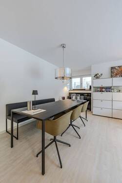 Reichlich Platz für einen großen Tisch - Etagenwohnung mit 93,30 m&sup2; in Ludwigsburg zum Kaufen