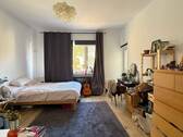 Schlafzimmer I - Berlin-Schmargendorf: Großzügige 3-Zimmer-Wohnung mit Balkon, Garage & Einbauküche – ruhig, gepflegt & wertstabil in Top-City-West-Lage