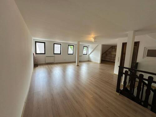 tempImagehIWhq1.jpg - 