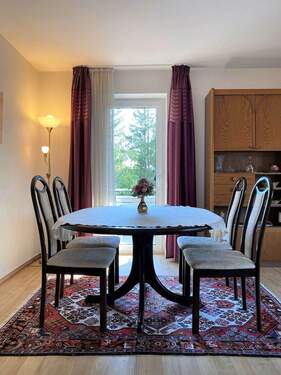 Wohnzimmer - 2 Zimmer Etagenwohnung in Weilheim_Schongau_Kreis