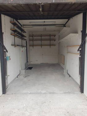 Garage Innen - 