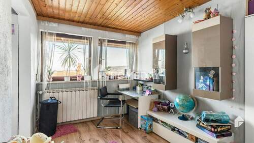 1. OG Schlafzimmer 2 2 - 