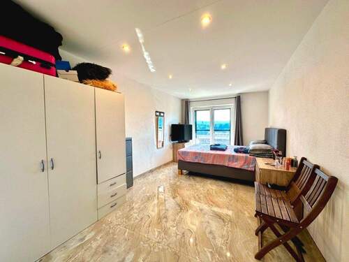 Einlieger Whg. Schlafzimmer.jpg - 