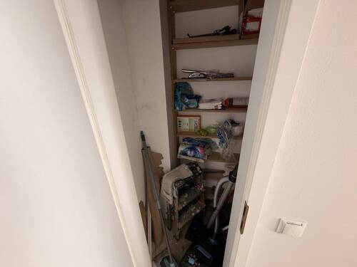 Abstellkammer - 