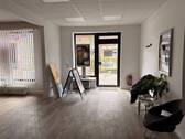 Eingang - 2 Zimmer Gewerbeobjekt (Büro, Produktion, Verkauf) in Seevetal