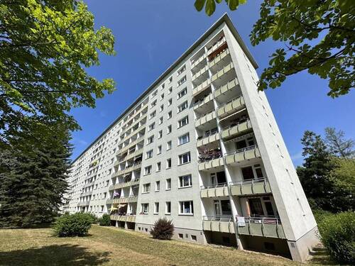 Hausansicht - Etagenwohnung mit 71,40 m² in Chemnitz zur Miete