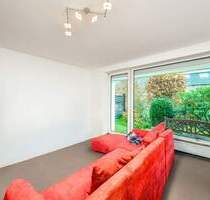 Zuhause im Grünen: 2-Zimmer-Wohnung mit Terrasse - Hamburg Sülldorf Zuhause im Grünen: 2-Zimmer-Wohnung mit Terrasse - Hamburg Sülldorf