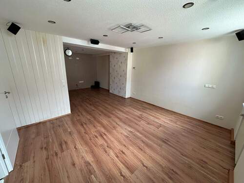 tempImagerxpPgx.jpg - Etagenwohnung in Perl