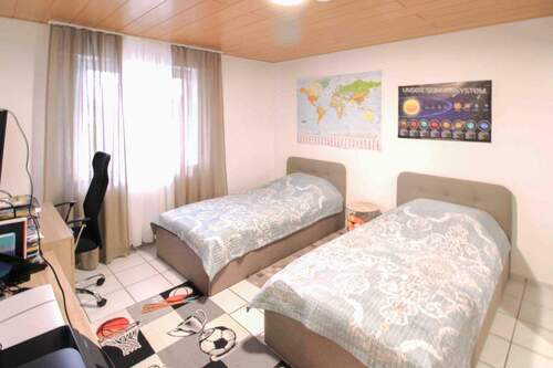 Schlafzimmer II - OG - 