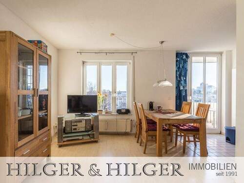 Wohraum mit offener Küche - 3 Zimmer Etagenwohnung in München