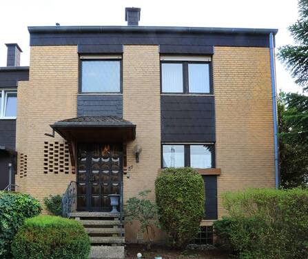 Eingang - Menden: Reiheneckhaus in ruhiger Lage