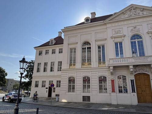 Hausansicht - 1 Zimmer Büro zur Miete in Dresden