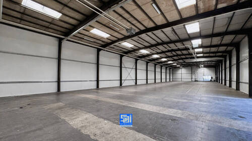 Halle leergeräumt - 