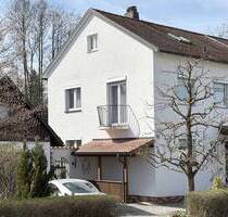 Familienidyll mit großem Wintergarten - Weidenberg