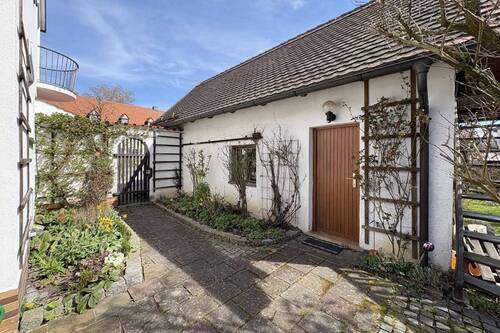 Garage - 