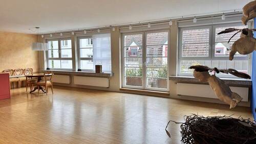 Das Wohnzimmer - Etagenwohnung mit 107,00 m&sup2; in Stuttgart zum Kaufen