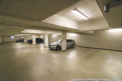 Tiefgarage eigener Stellplatz - 