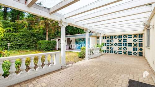 Terrasse 3 - TOLLES HAUS IN BESTER LAGE, mit Hallenbad, Sauna, ca. 200m², 6 Zi., großes Grdst., Zerzabelshof