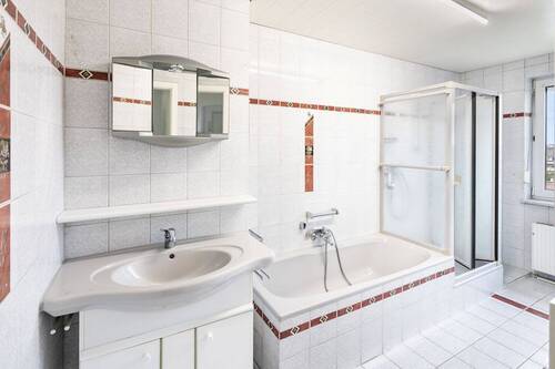 Großes Tageslicht-Bad - 