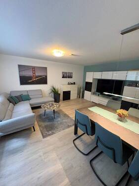 Wohnzimmer.jpeg - 4 Zimmer Terrassenwohnung in Weil am Rhein