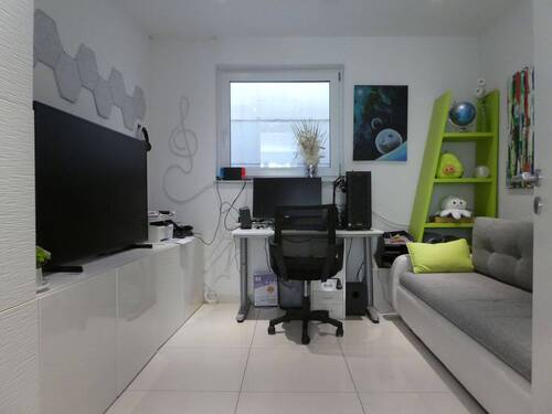 Büro/Hobbyraum - 