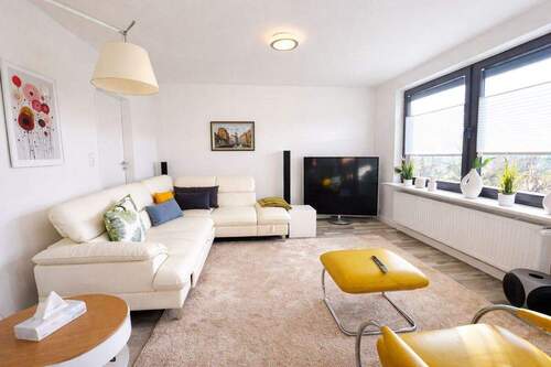 Helles und Freundliches Wohn- und Esszimmer - 5 Zimmer Einfamilienhaus zur Miete in Friedrichskoog