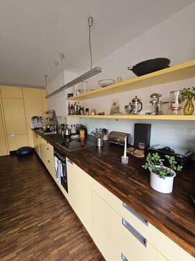 OG Küche (EBK ohne Deko).jpg - 