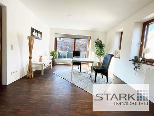 Wohnzimmer 2.jpg - 5 Zimmer Mehrfamilienhaus, Wohnhaus in Weikersheim