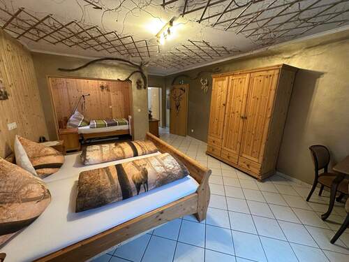 tempImageFi6bH2.jpg - 