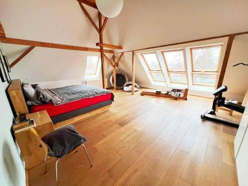 Schlafzimmer - 4 Zimmer Etagenwohnung in Dresden