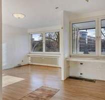 Zentrale Stadtwohnung mit Balkon und Raum für neue Ideen - Düsseldorf Bilk