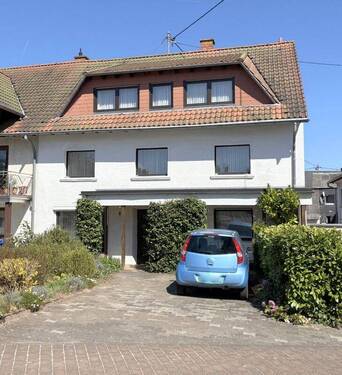 E1431 - (24) - Geräumiges Wohnhaus mit 9 Zimmer, 2 Bädern, 2 Küchen, Dachterrasse mit Weitblick in Weiskirchen zu verkaufen!
