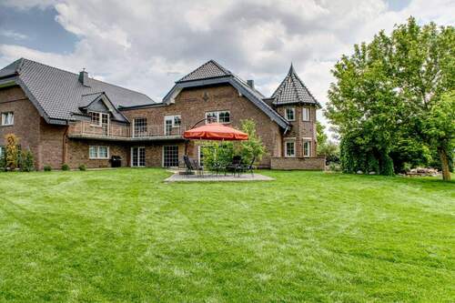 Gebäudeansicht Hinten - Büro in Euskirchen zur Miete