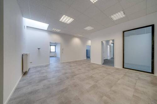 Eingangsbereich - Büro zur Miete in Würzburg