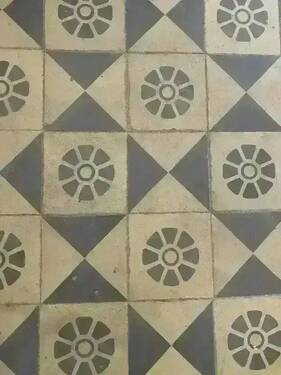 Bodenfliesen Treppenhaus - 