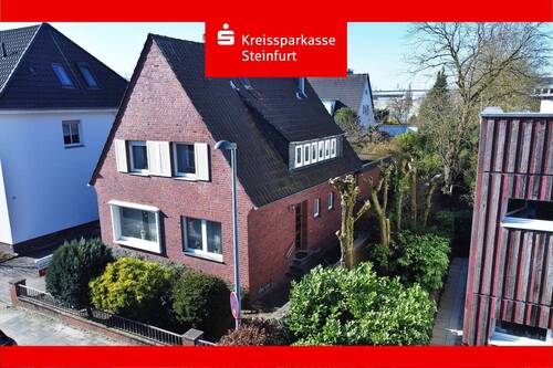 Ansicht vorne - Gepflegtes Einfamilienhaus mit großem Garten in Bestlage von Rheine - fußläufig zur Emsgalerie & Ems