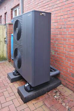 Wärmepumpe aus 12/2025 - 