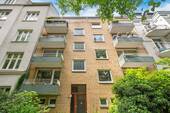 Gepflegtes Mehrfamilienhaus mit klassischer Klinkerfassade - Charmante 2-Zimmer Wohnung mit Balkon - Mitten im beliebten Generalsviertel