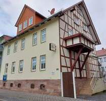 Solides Wohn- und Geschäftshaus mit Ausbaureserve in zentraler Stadtlage - Leinefelde-Worbis