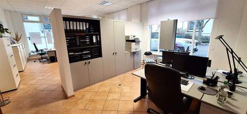 Büro hinterer Bereich - 3 Zimmer Gewerbeobjekt (Büro, Produktion, Verkauf) in Wiesloch