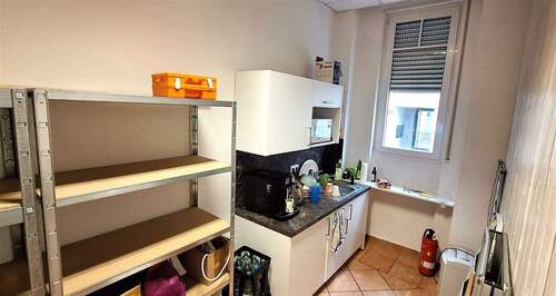 Küchen & Lagerraum - 