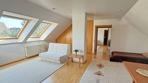 Wohnlich ausgebaute Nutzfläche DG - 